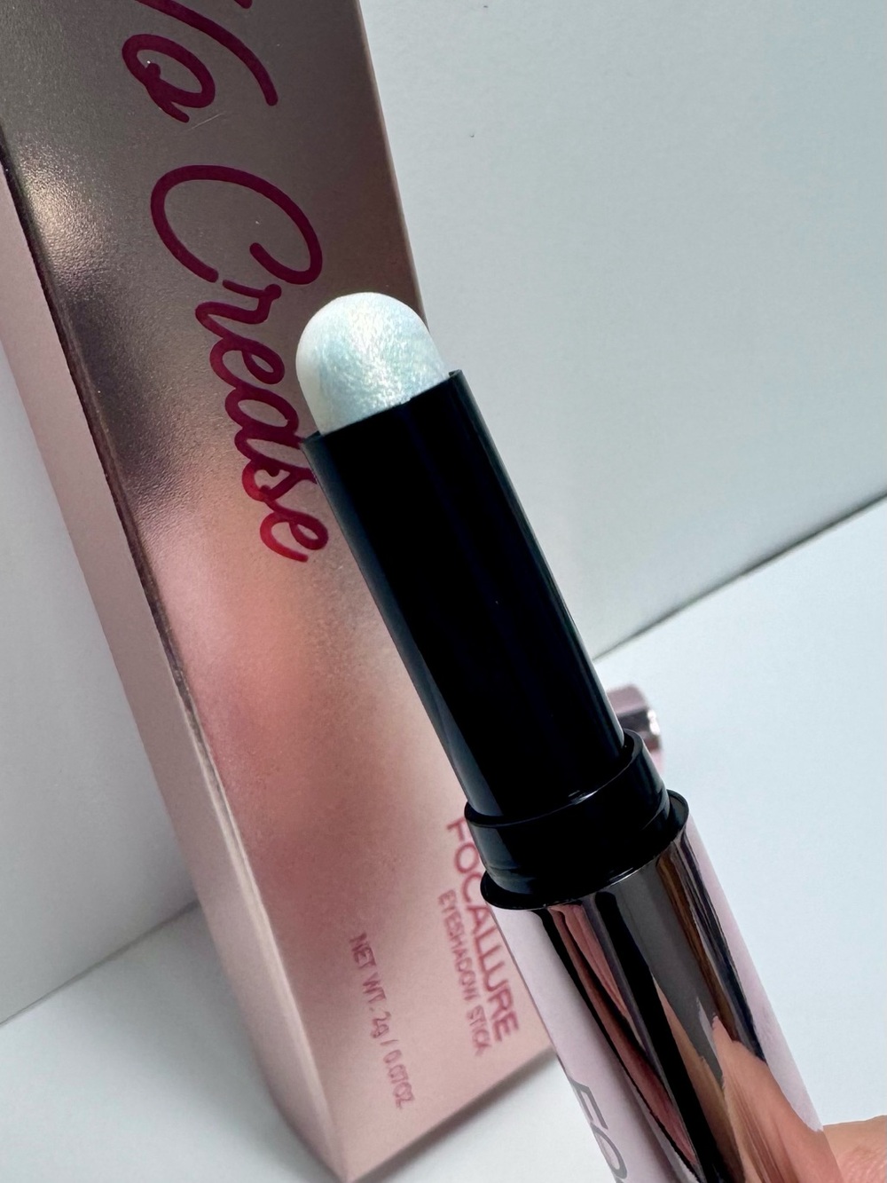 Focallure White Pearl Highlighter Stick